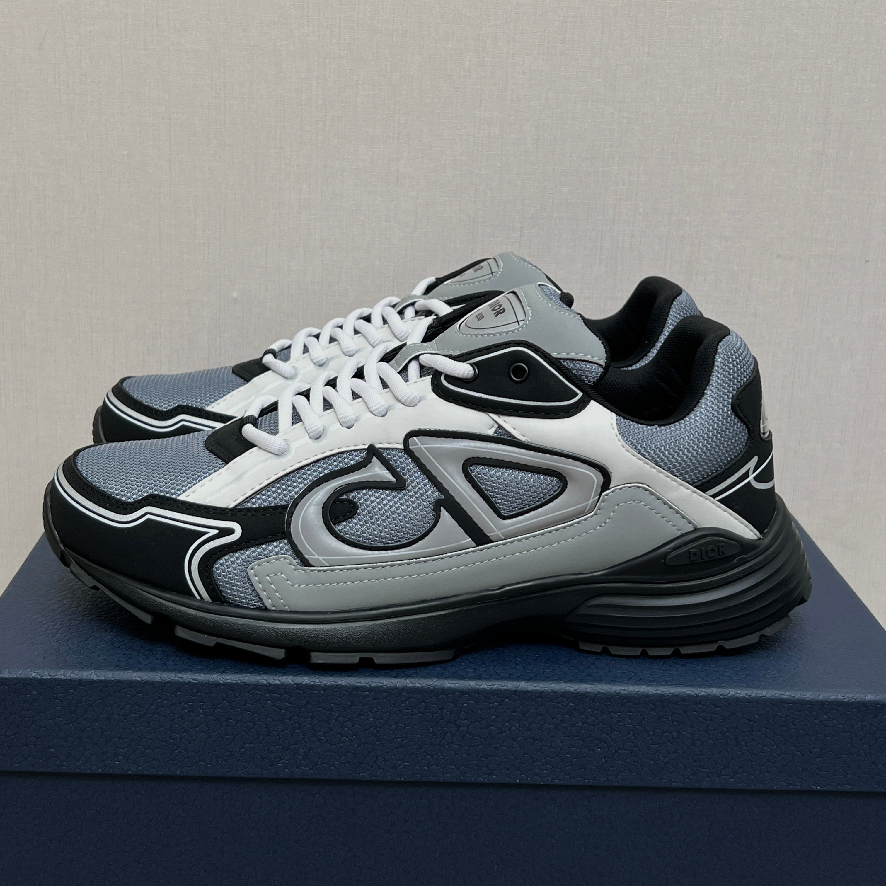 Sneakers B30