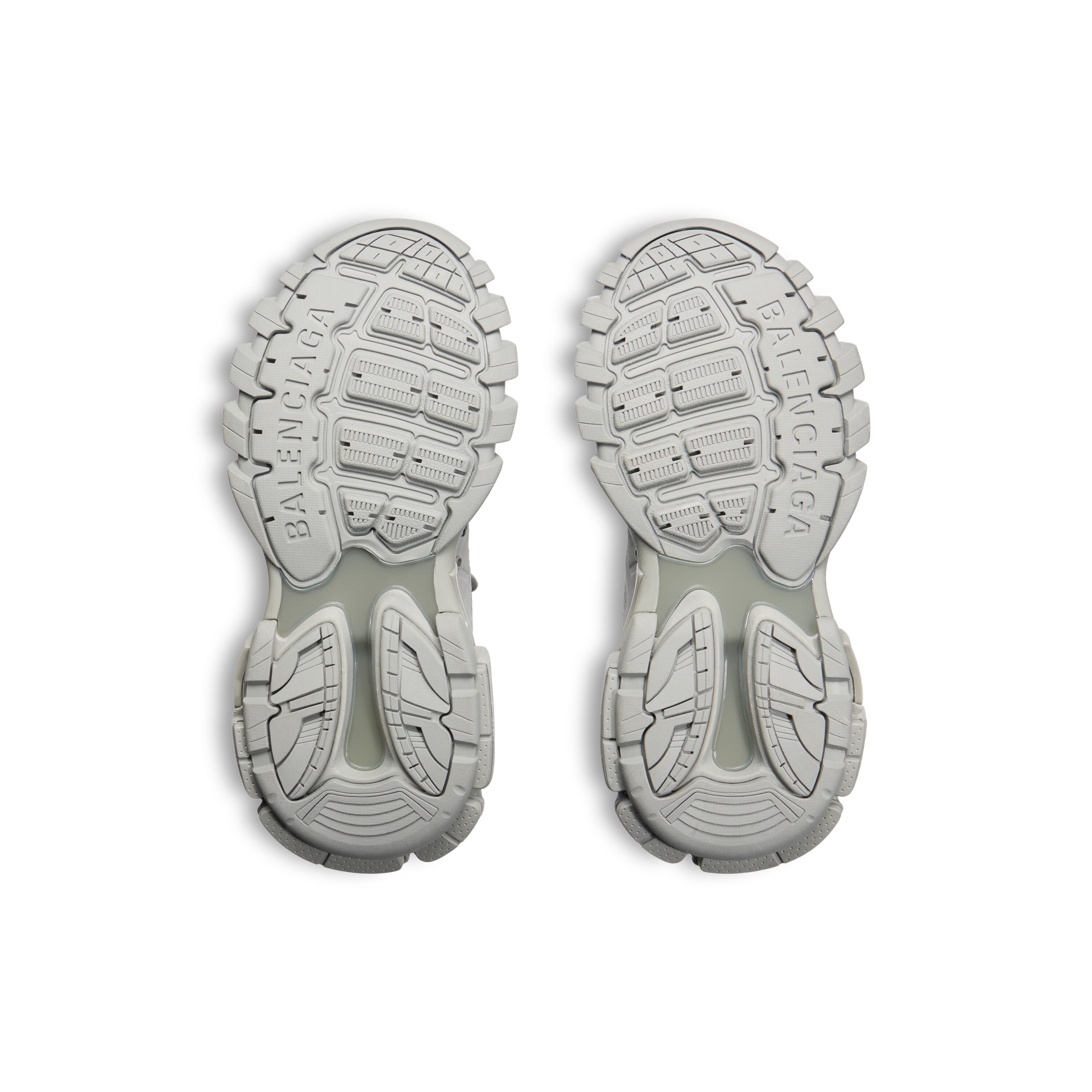 Sneakers Track