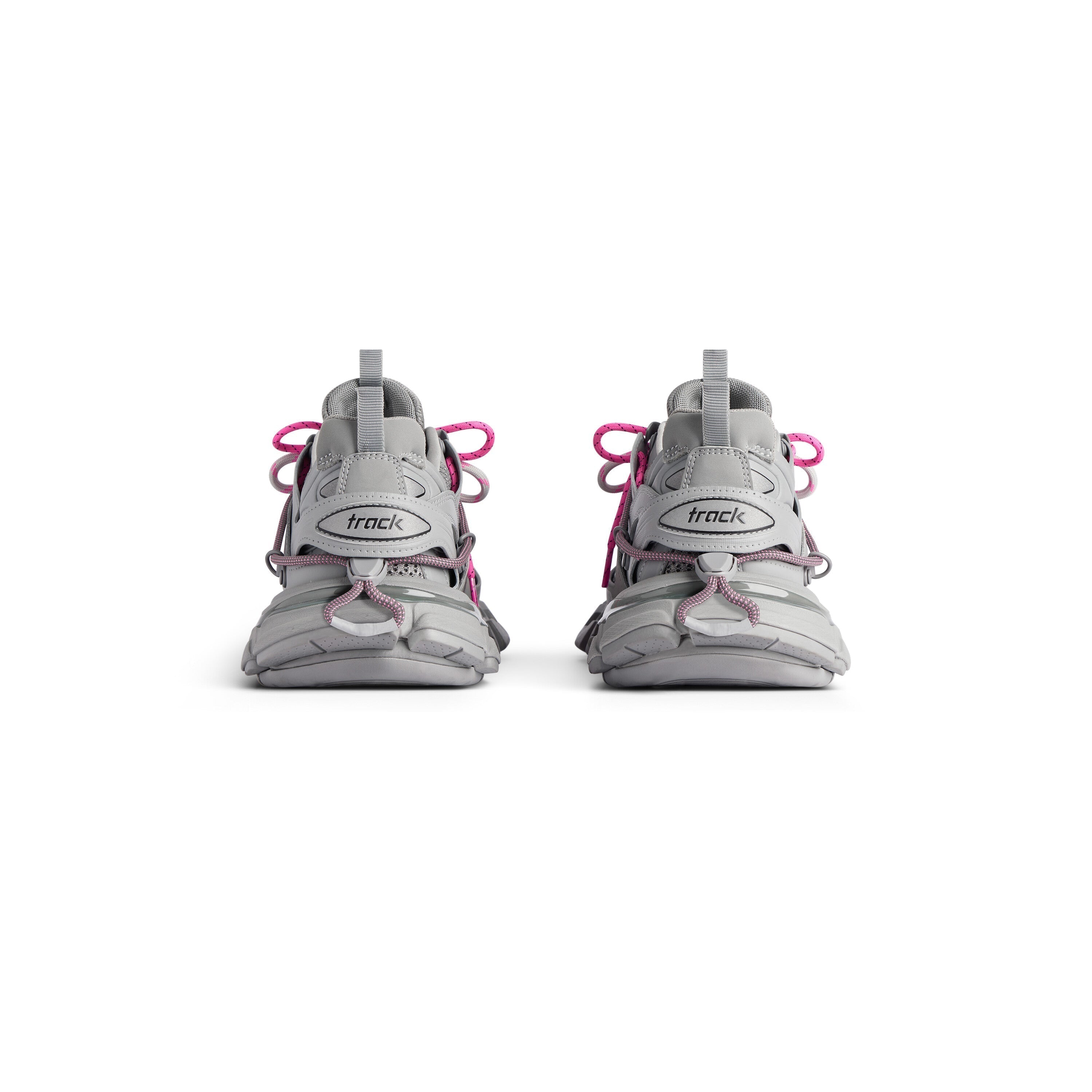 Sneakers Track