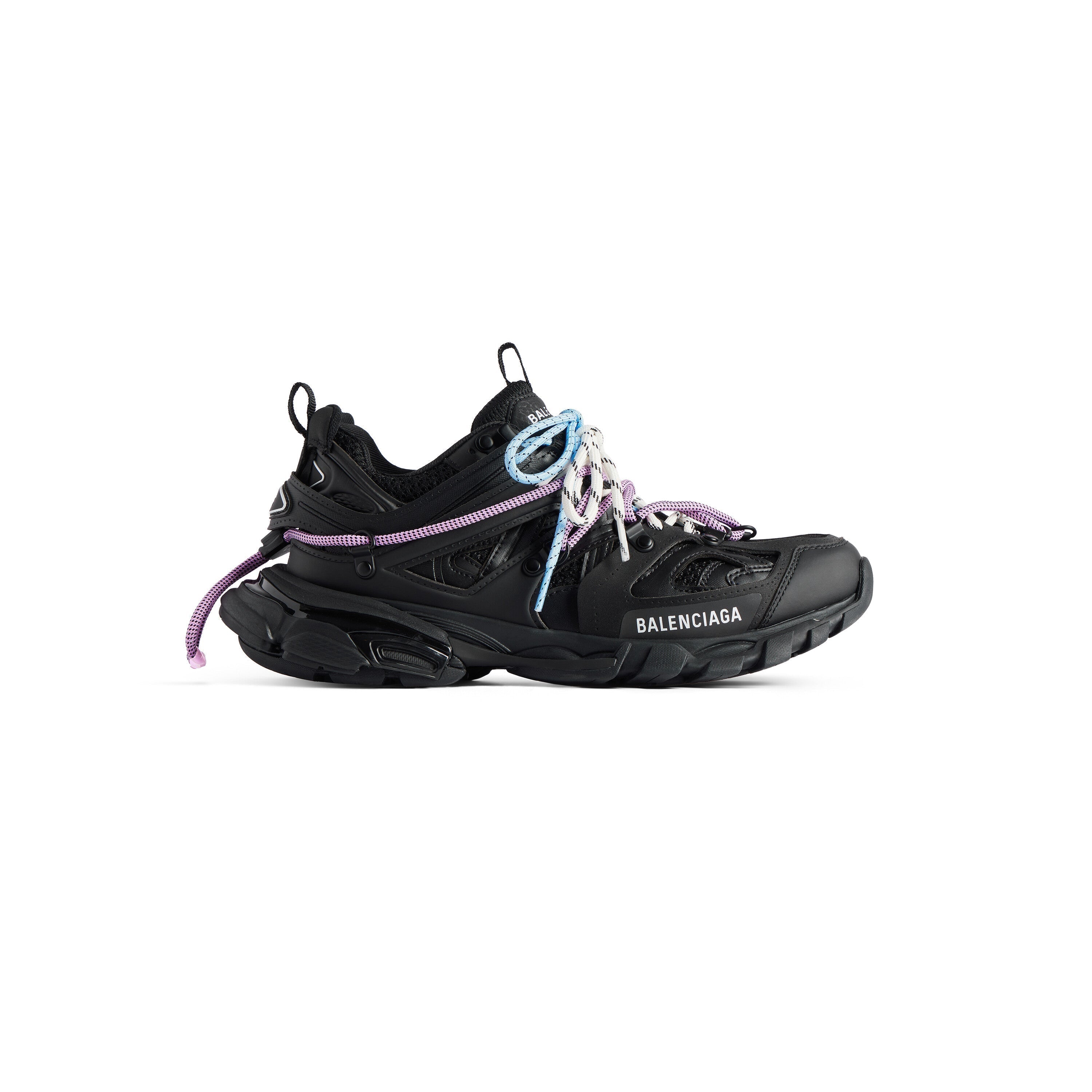Sneakers Track