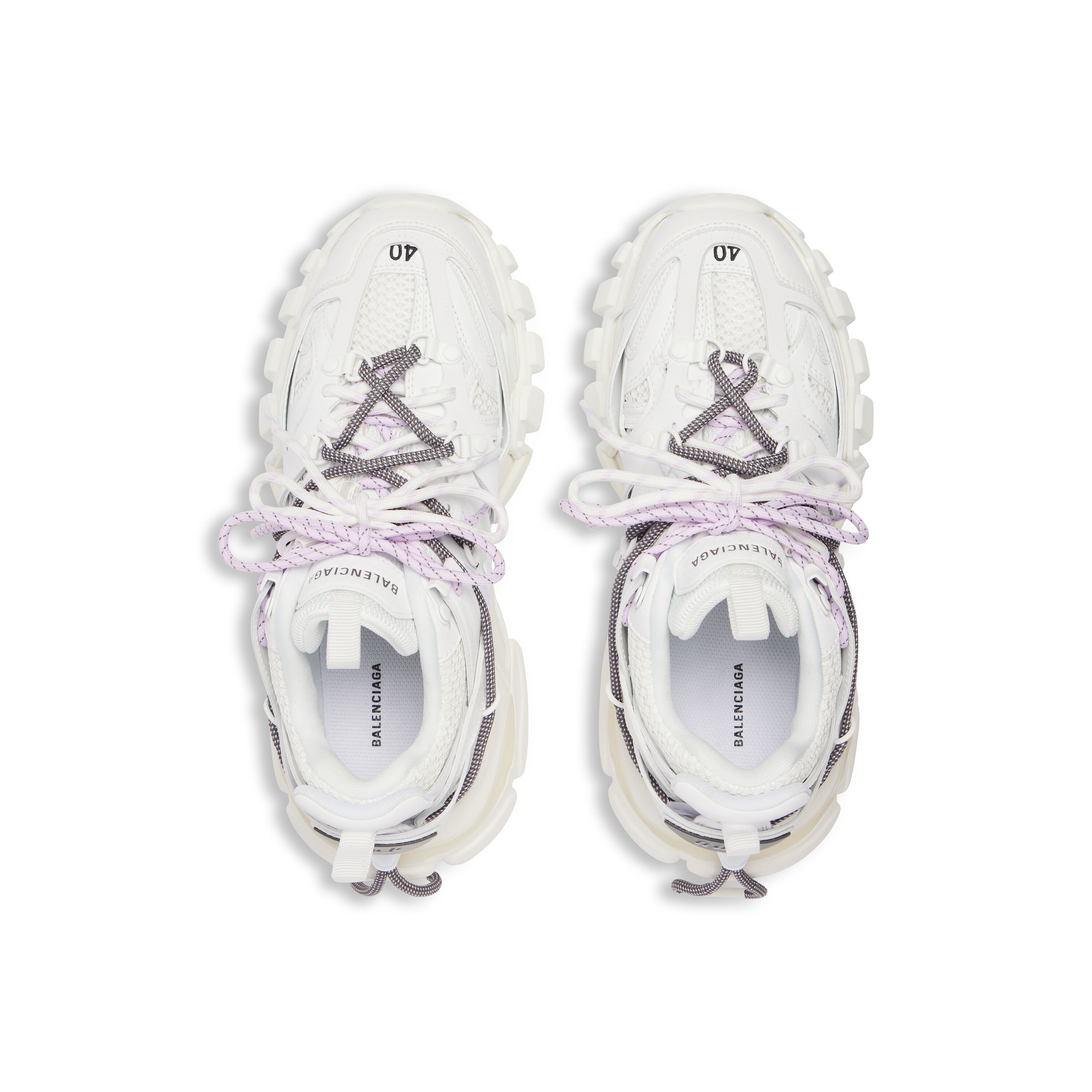 Sneakers Track