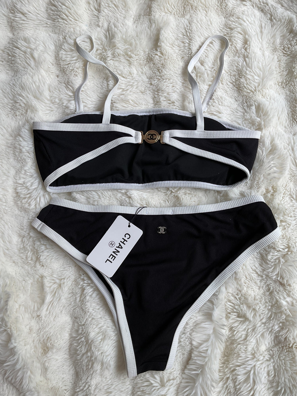 Chanel CC