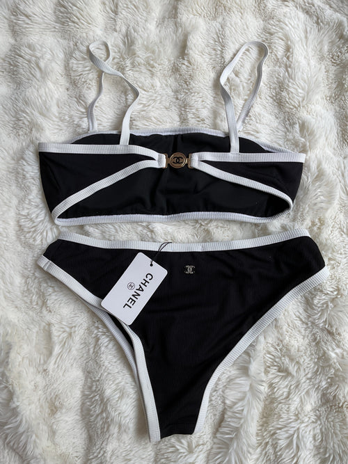 Chanel CC