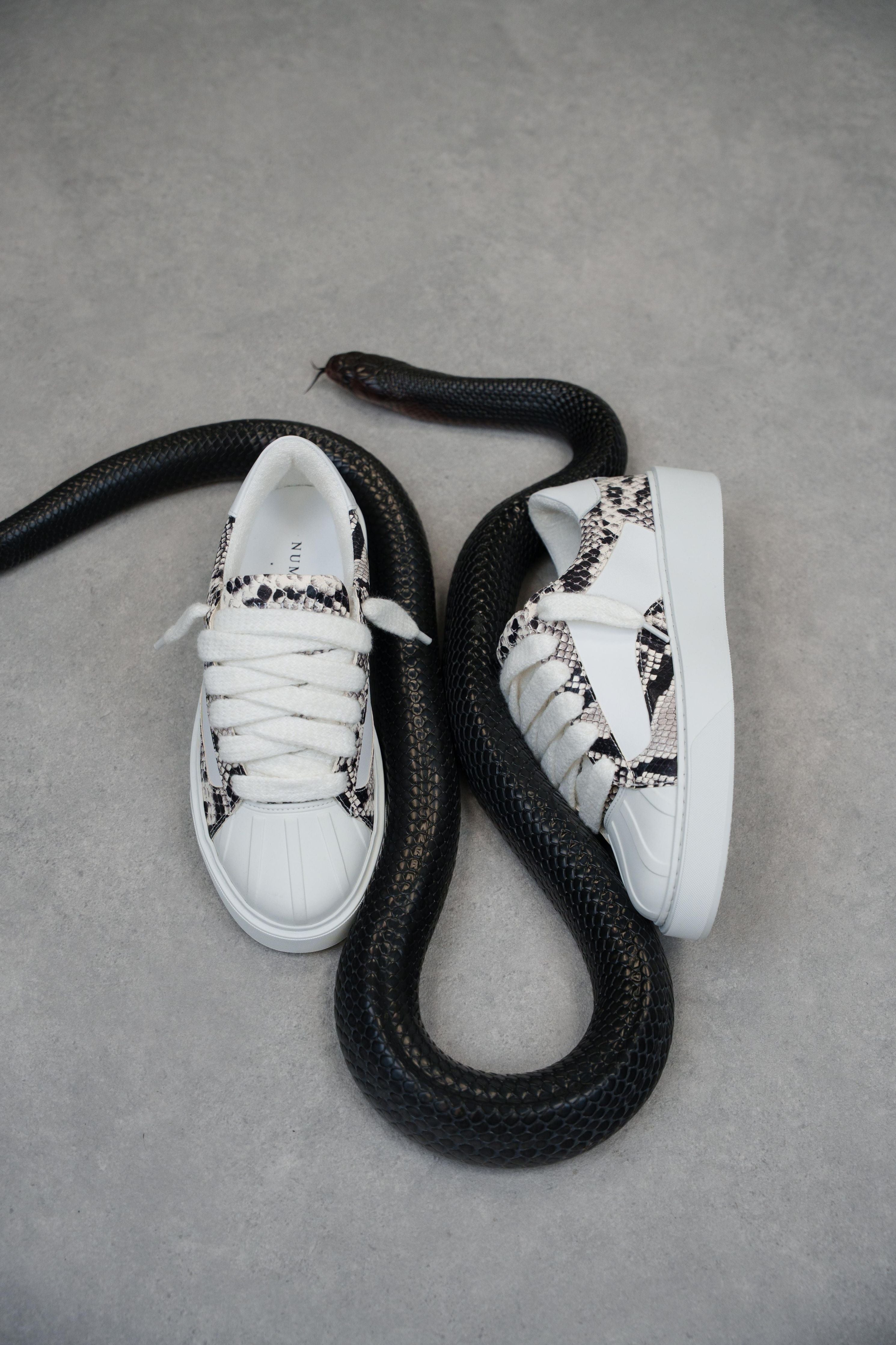 Eclipse - Python Blanc