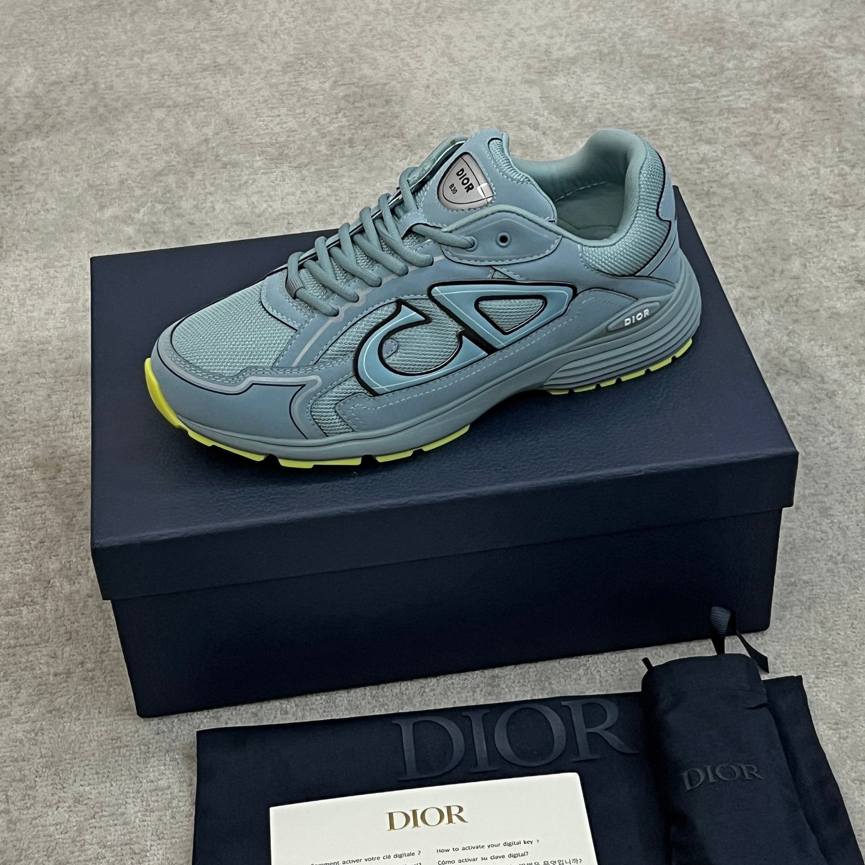 Sneakers B30